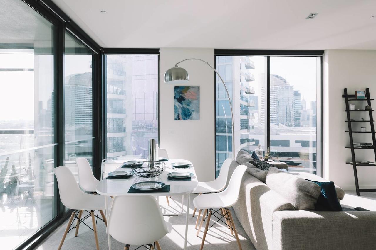 Experience Waterfront Luxury With Views Apartamento Melbourne Exterior foto