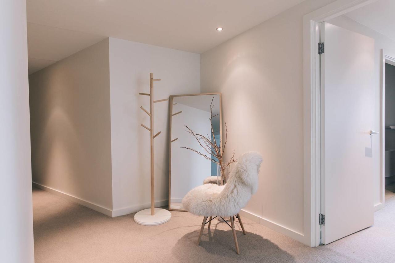 Experience Waterfront Luxury With Views Apartamento Melbourne Exterior foto